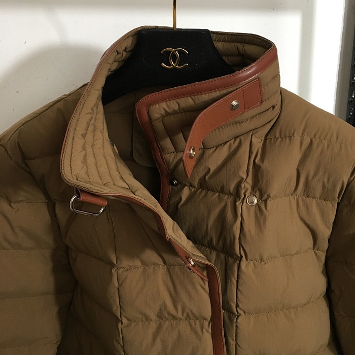 Contrast Trim Hardware Buckle Mock Neck Long Sleeve Puffer Jacket