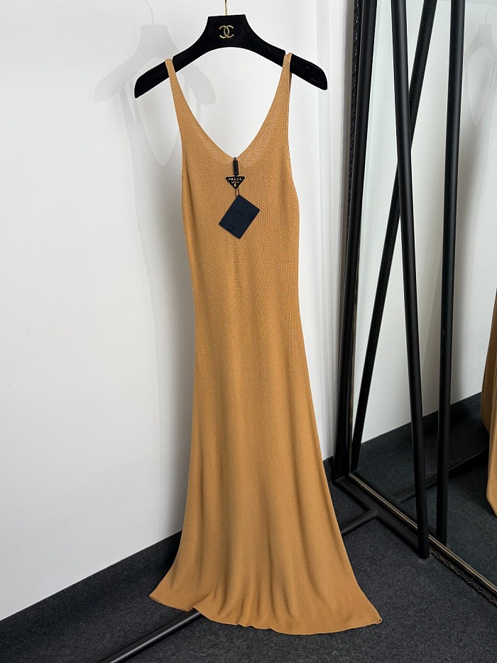 Rhinestone Triangle Graphic V-Neck Knit Maxi Cami Dress
