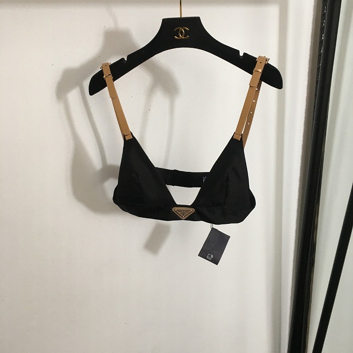 Faux Leather Strap Triangle Graphic Ribbed Knit Bralette Top
