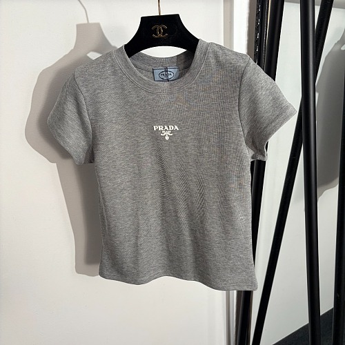 Letter Print Slim Fit Short Sleeve Tee