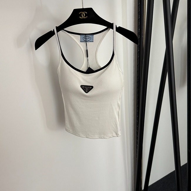 Ribbed Triangle Icon Detail Padded Cami Crop Top