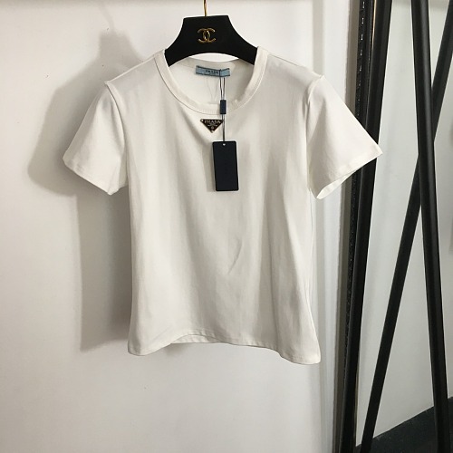 Metal Triangle Graphic Trim Slim Fit Short Sleeve Tee
