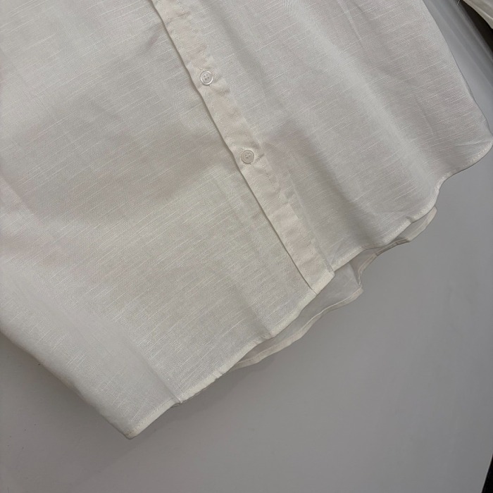 Triangle Metal Icon Detail Breathable Linen Long Sleeve Shirt