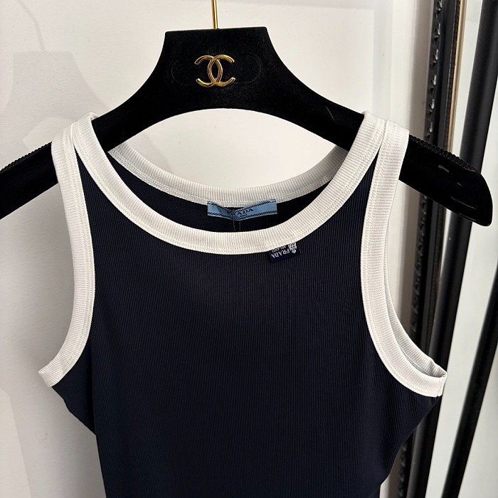 Contrast Trim Ribbed Cotton Slim Fit Tank Top