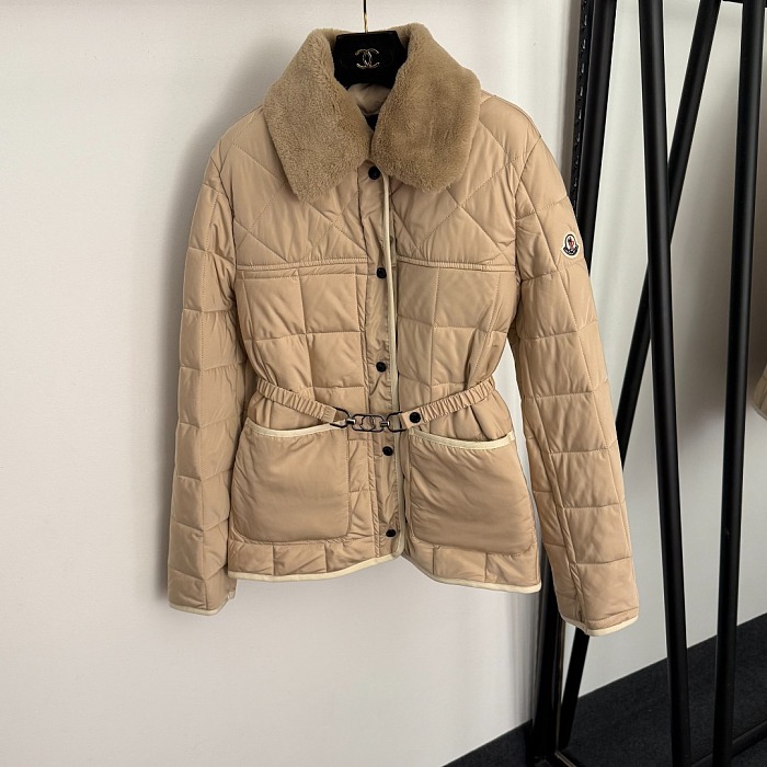 Removable Faux Fur Collar Belted Puffer Coat With Icon Detail