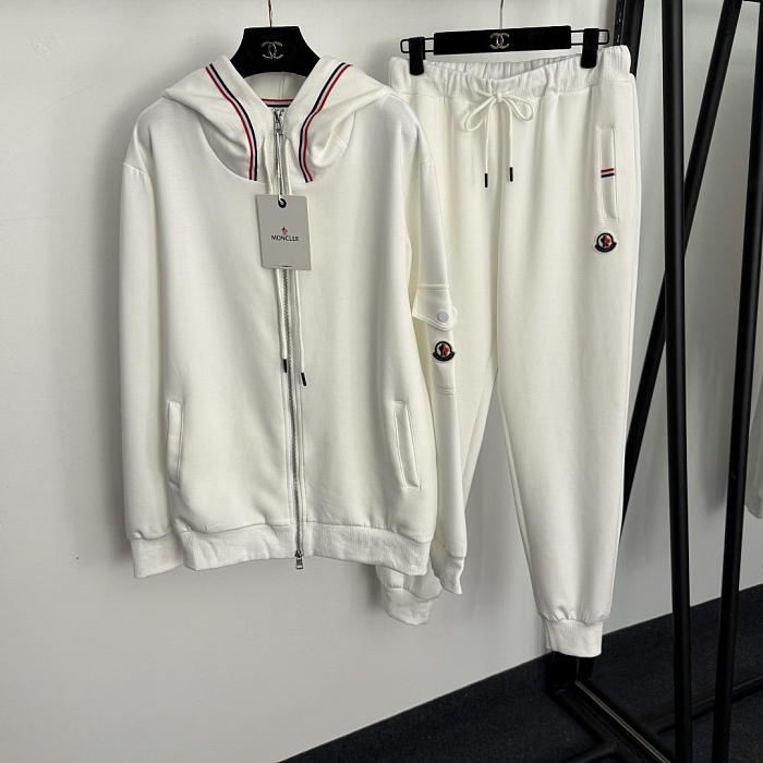 Side Embroidered Patch Zip Hoodie And Drawstring Jogger Tracksuit