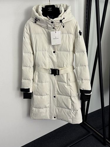 Puffer Jacket With Belt Hooded Slim Fit 90% White Duck Down Outerwear