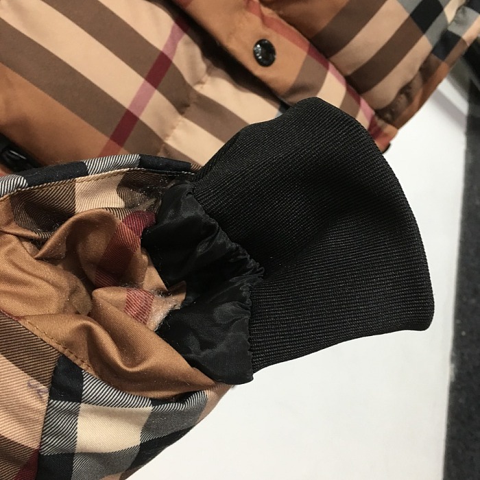 Contrast Plaid Detachable Sleeve Drawstring Waist Hooded Puffer Jacket