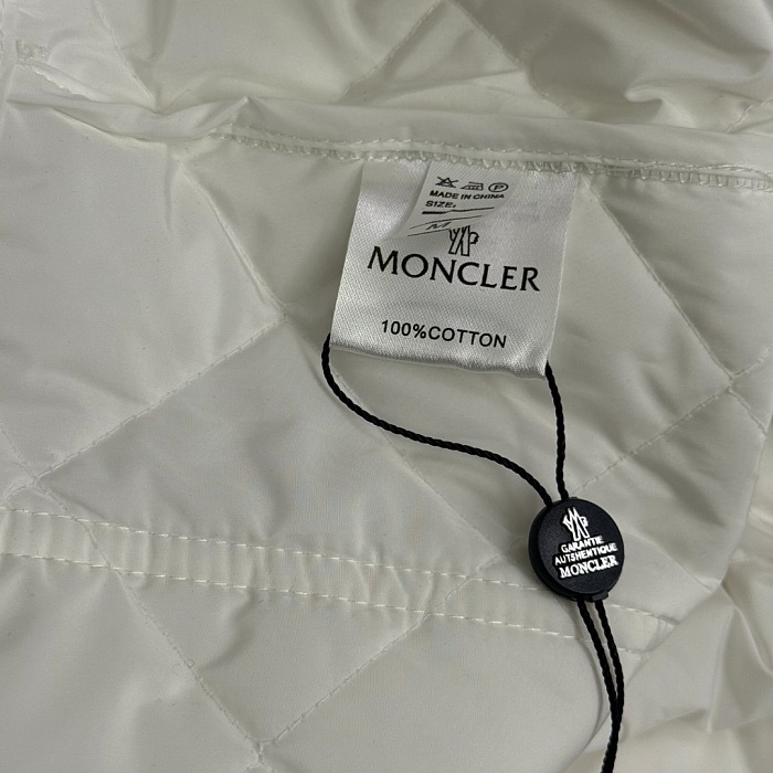Quilted Embroidered Badge Lapel Lightweight Cotton Puffer Jacket