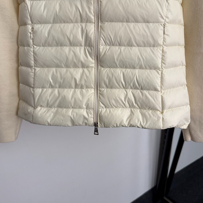 Contrast Knit Spliced Hooded Puffer Jacket