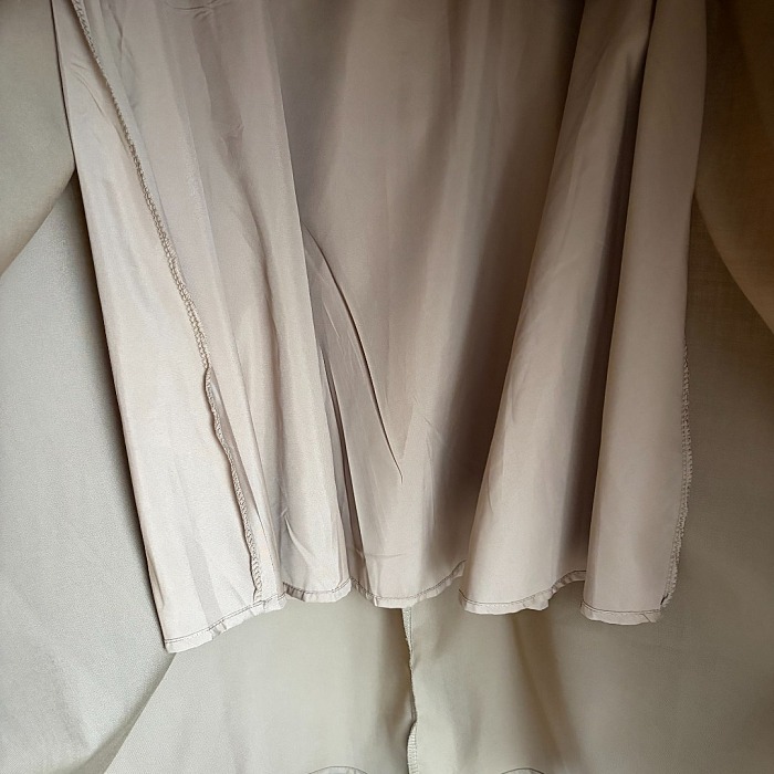 Metal Triangle Icon Detail Belted High Waist Midi Skirt