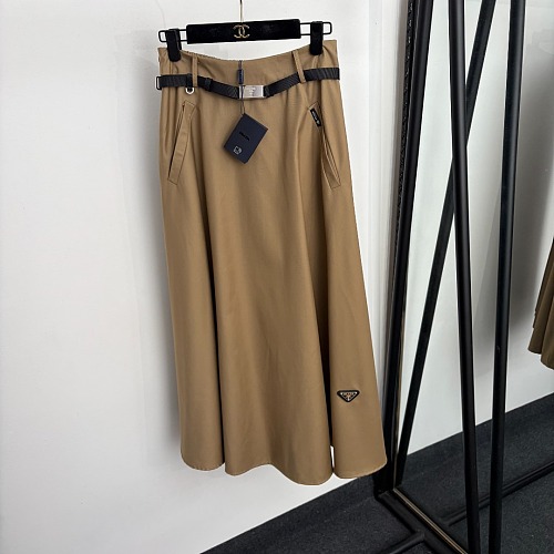 Metal Triangle Icon Detail Belted High Waist Midi Skirt