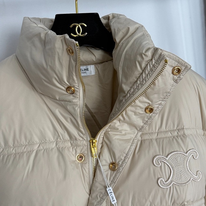 Embroidered Patch Stand Collar Single Breasted Down Coat