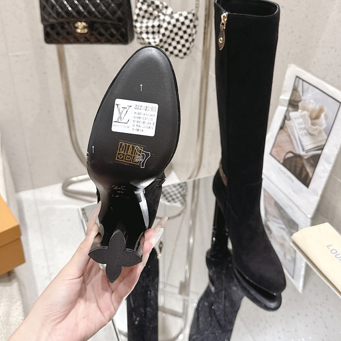 Chunky Heeled Suede Knee High Boots With Side Zipper And Buckle Detail