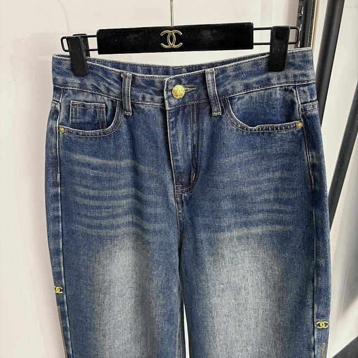 Side Letter Embroidered High Waist Straight Leg Denim Jeans