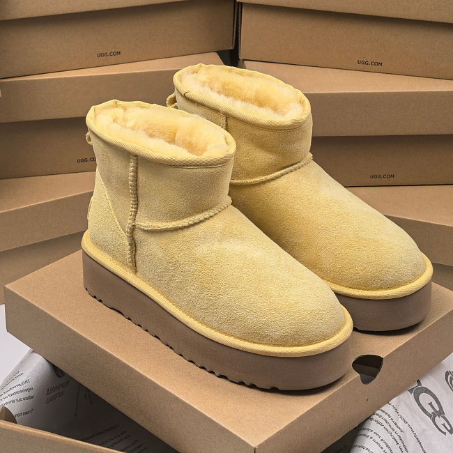 Yellow Suede Platform Winter Short Boots