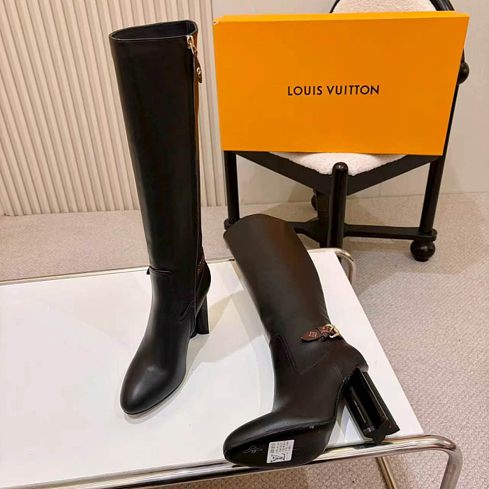 Chunky Heeled Knee High Boots