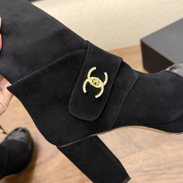Chunky Heeled Suede Long Boots With Patent Cap Toe