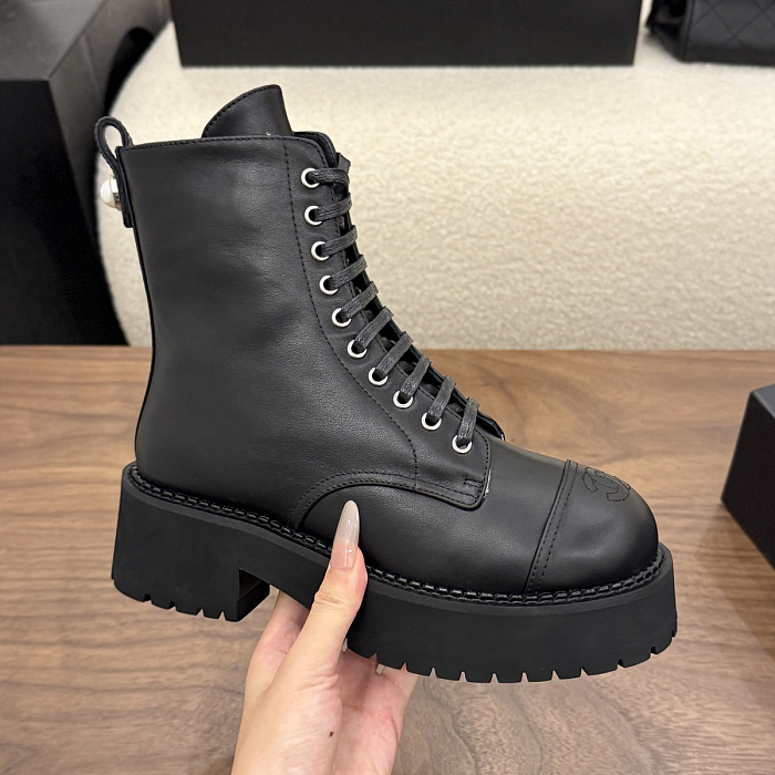 Black Lace Up Chunky Lug Sole Combat Boots