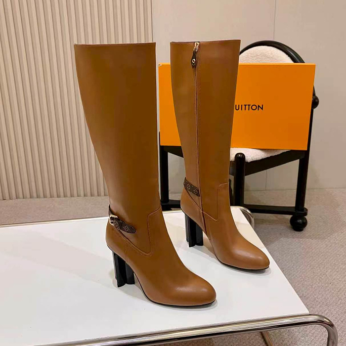 Chunky High Heel Knee High Boots With Side Zipper