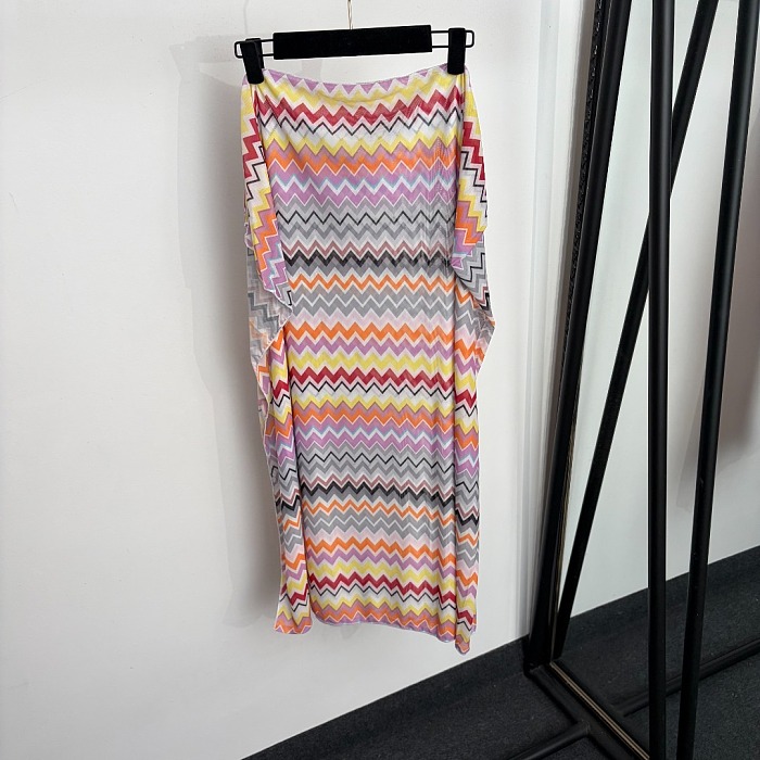 Colorful Wavy Striped Tie Bikini And Beach Skirt Three Piece Set