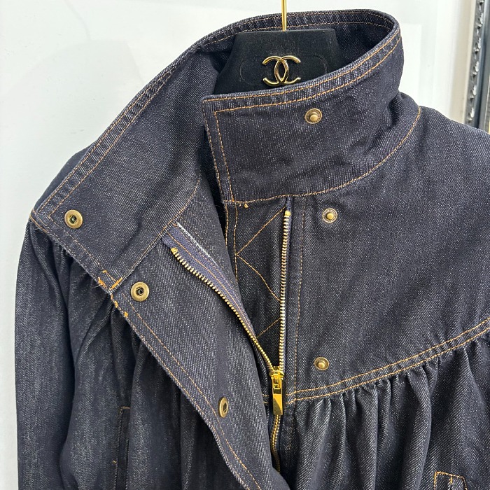 Letter Button Stand Collar Long Sleeve Denim Jacket With Scarf
