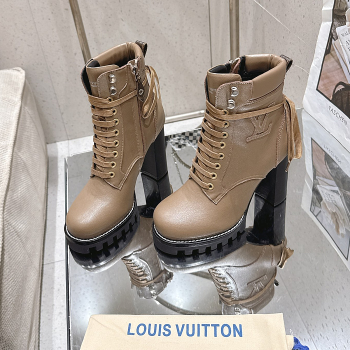 Chunky Platform Lace Up Heeled Ankle Boots