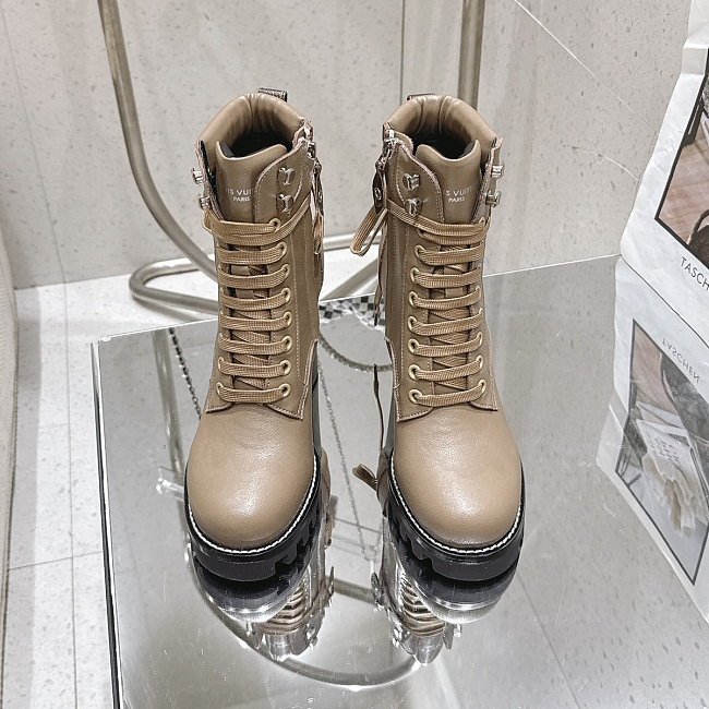 Chunky Platform Lace Up Heeled Ankle Boots