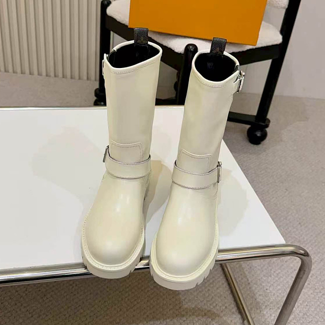 White Leather Lug Sole Mid-Calf Boots With Buckle Strap