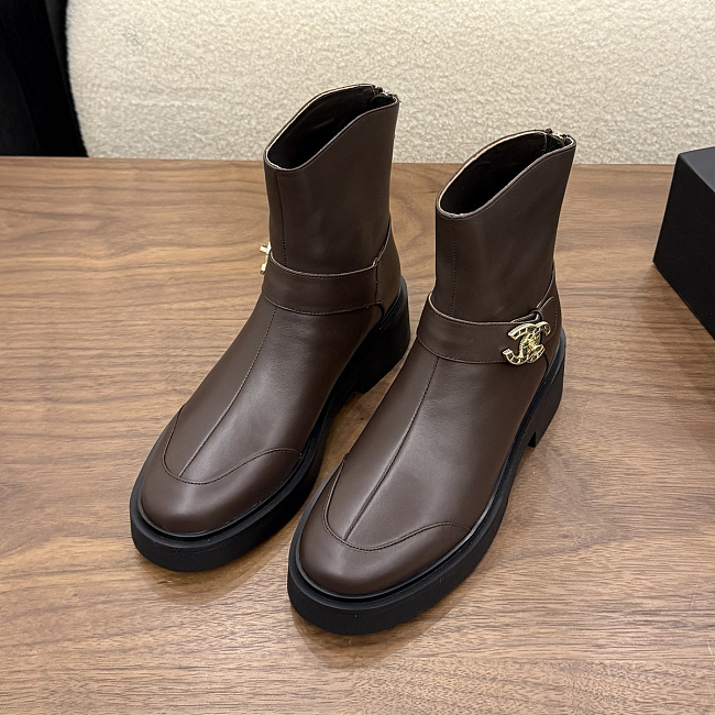 Brown Leather Ankle Boots With Chunky Heel And Buckle