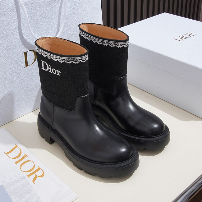 Black Leather Chunky Sole Mid Calf Boots With Contrast Knitted Shaft
