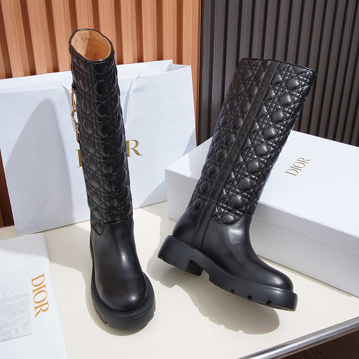 Quilted Pattern Leather Knee High Boots With Chunky Sole