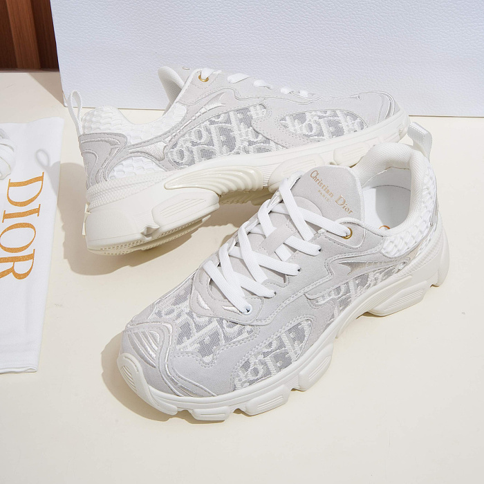 Chunky Lace Up Casual Sneakers