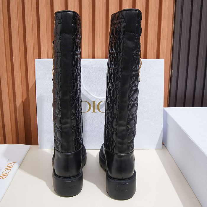 Quilted Pattern Leather Knee High Boots With Chunky Sole
