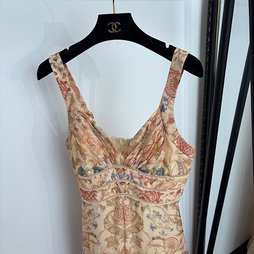 Vintage Floral Print Strapless Waist Cinching Maxi Dress
