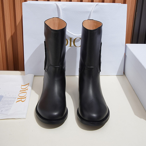 Black Leather Mid-Calf Boots With Round