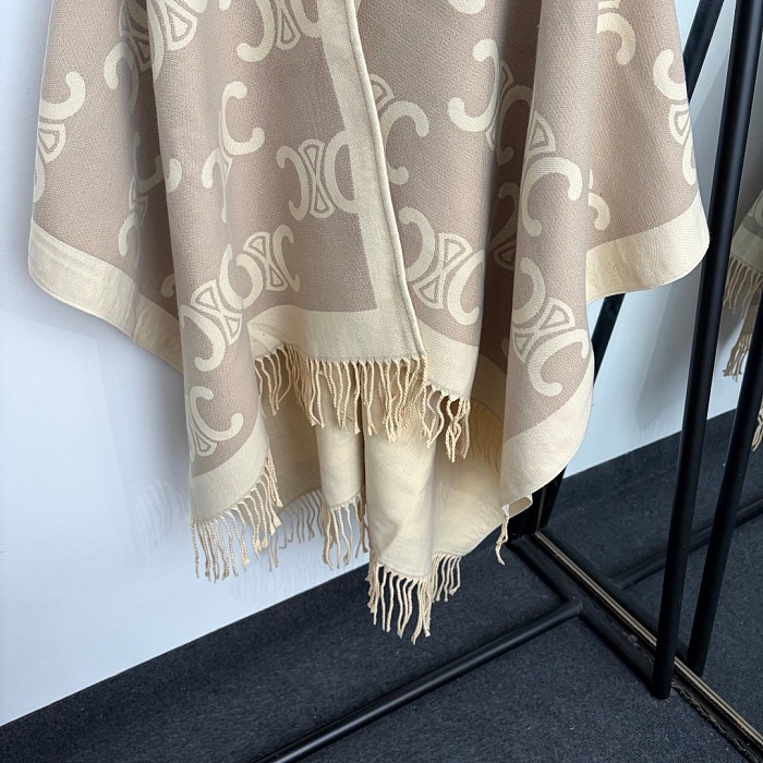 Reversible Letter Graphic Fringe Hem Wool Knit Cardigan Shawl