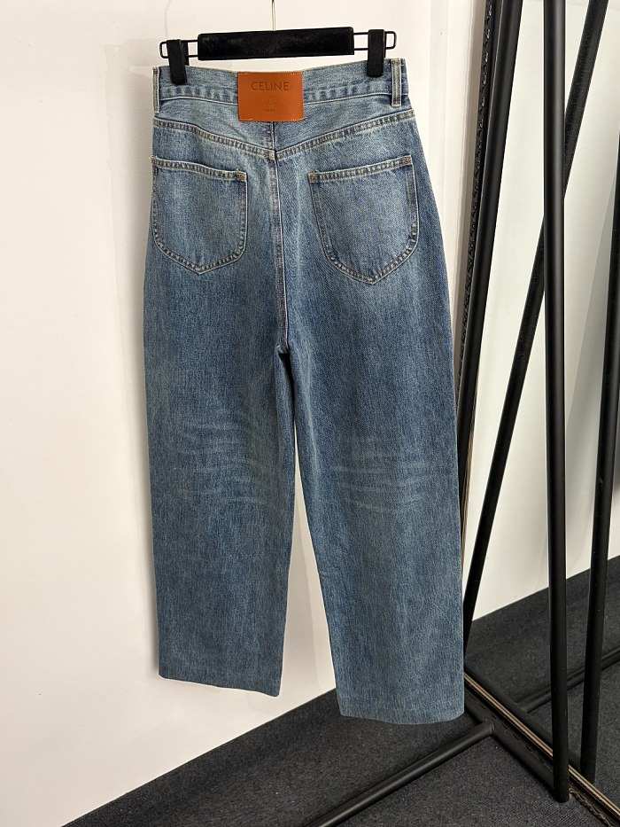 Metal Chain Trim High Waist Slimming Blue Denim Pants