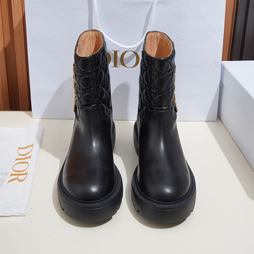 Quilted Panel Leather Lug Sole Boots