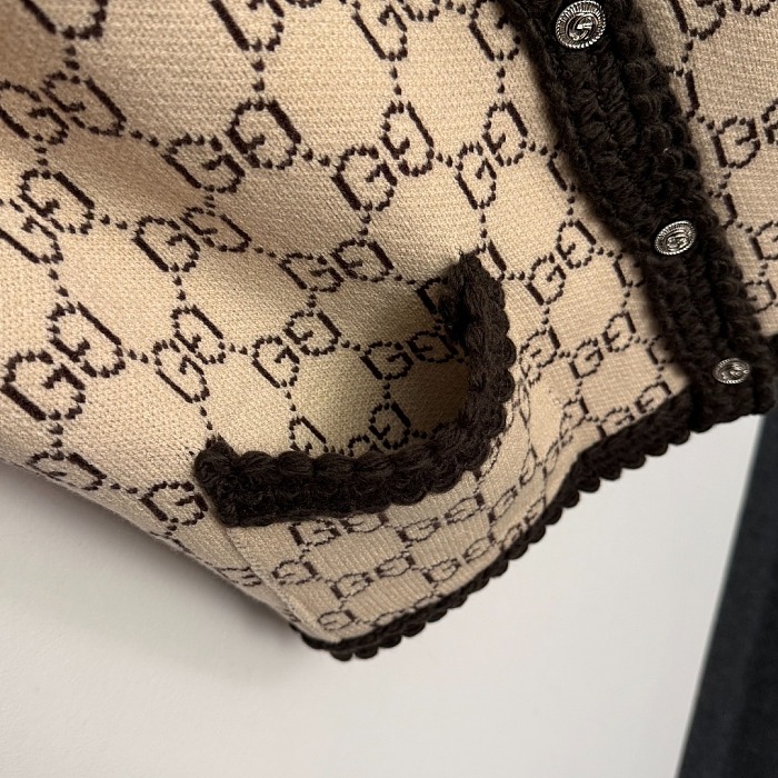 Vintage GG Letter Print Single Breasted V Neck Knit Cardigan