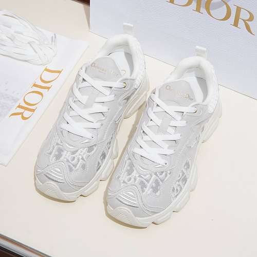 Chunky Lace Up Casual Sneakers