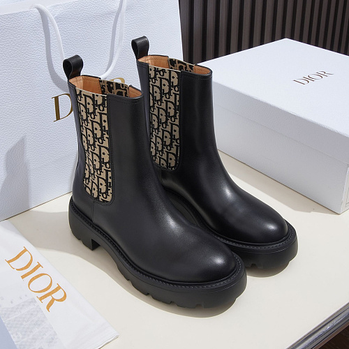 Chunky Lug Sole Leather Chelsea Boots With Monogram Stretch Panels