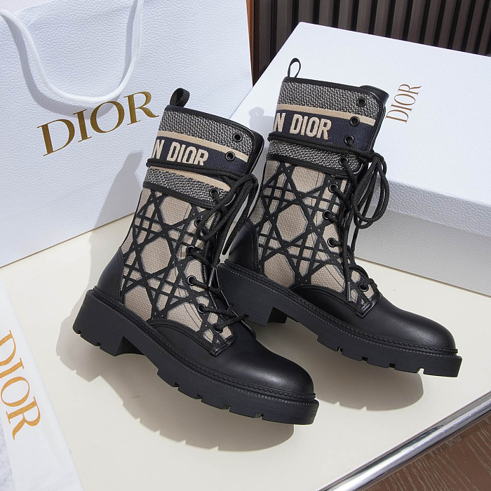Lace-Up Chunky Heel Combat Boots