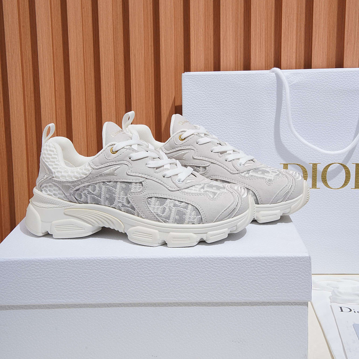Chunky Lace Up Casual Sneakers