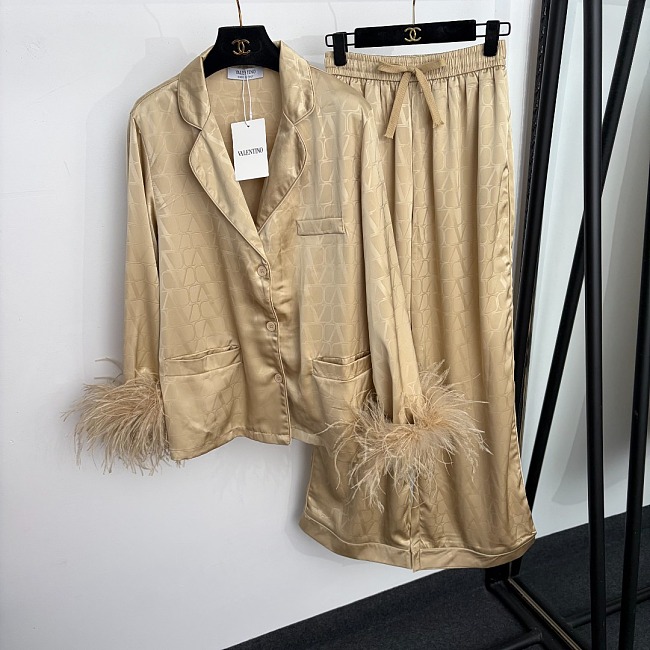 Chic Monogram Print Feather Trim Shirt And Wide Leg Pants Loungewear Set