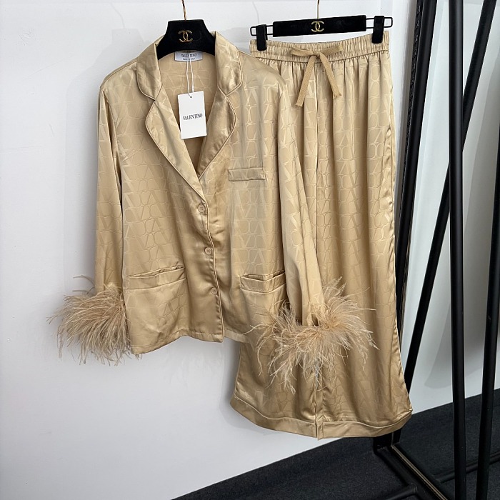 Chic Monogram Print Feather Trim Shirt And Wide Leg Pants Loungewear Set