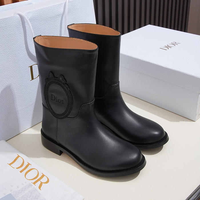 Black Leather Mid-Calf Boots With Round