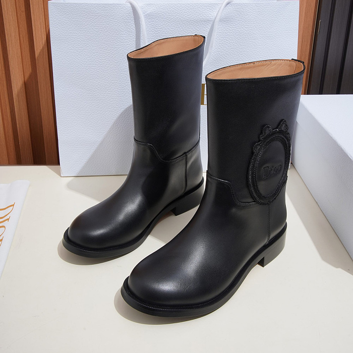 Black Leather Mid-Calf Boots With Round