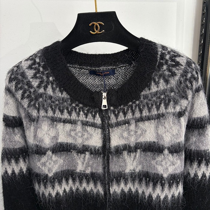 Contrast Jacquard Graphic Full Zip Knit Cardigan