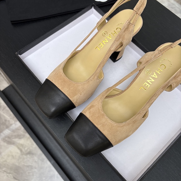 Chunky Heeled Suede Slingback Pumps With Contrast Toe